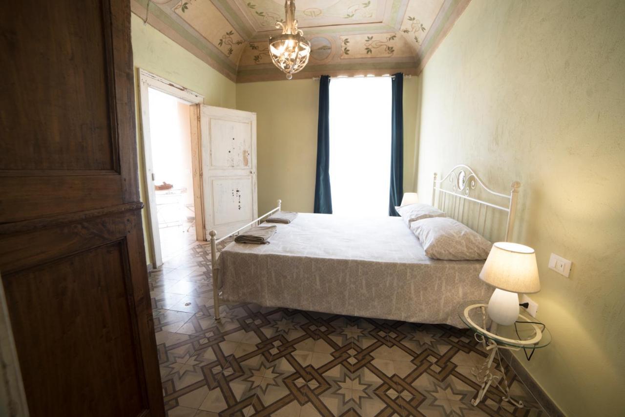 Aria Di Vico Aparthotel Vico Del Gargano Exterior photo
