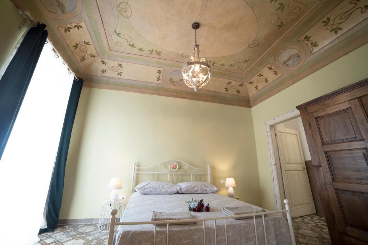 Aria Di Vico Aparthotel Vico Del Gargano Exterior photo